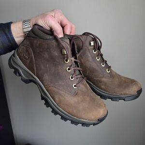 Timberland VGUC Mid Waterproof Hiking Trail Chukka Ankle Boots Mt Maddsen 9